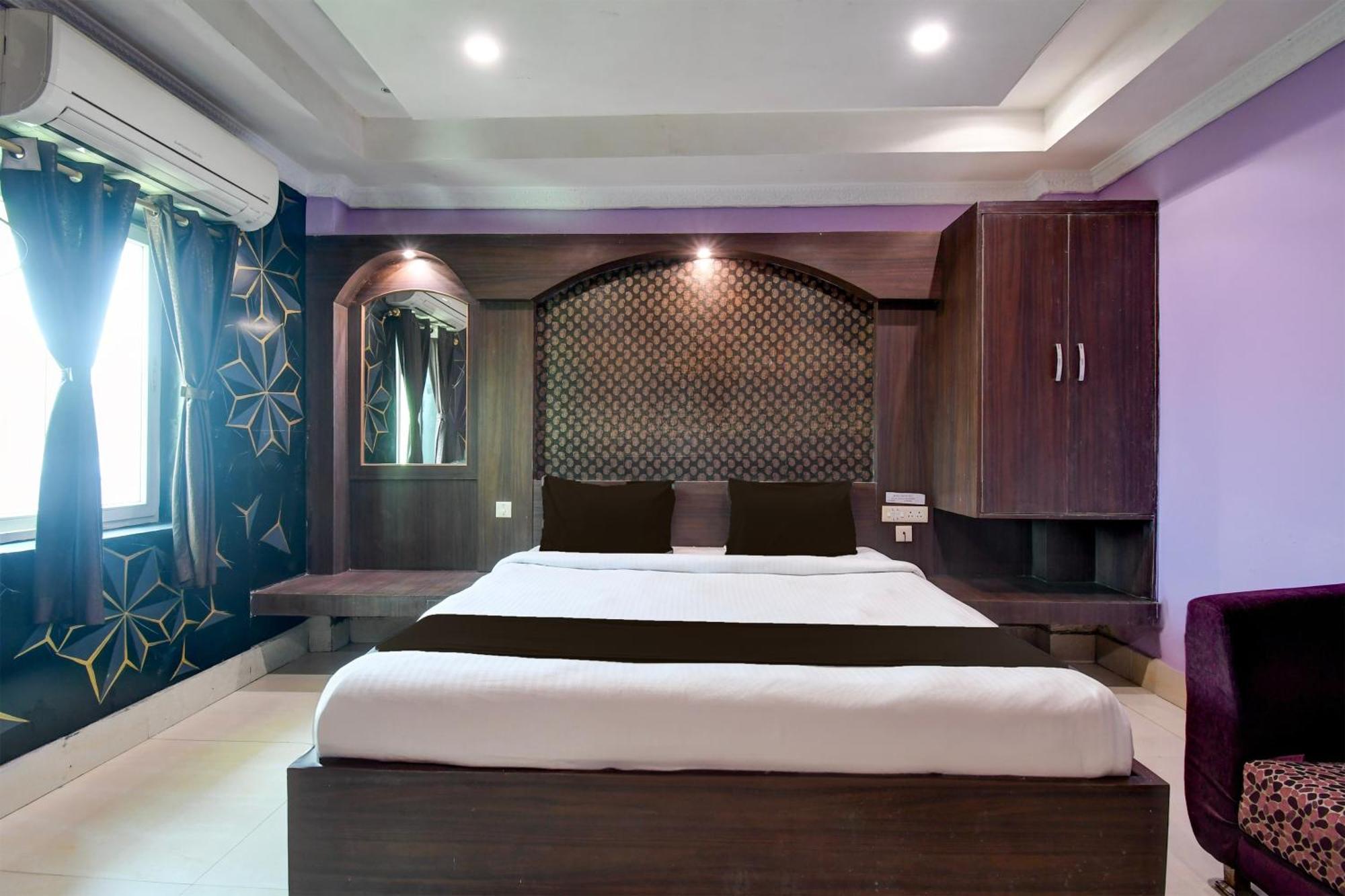Hotel O Blue Royal Bhubaneswar Buitenkant foto