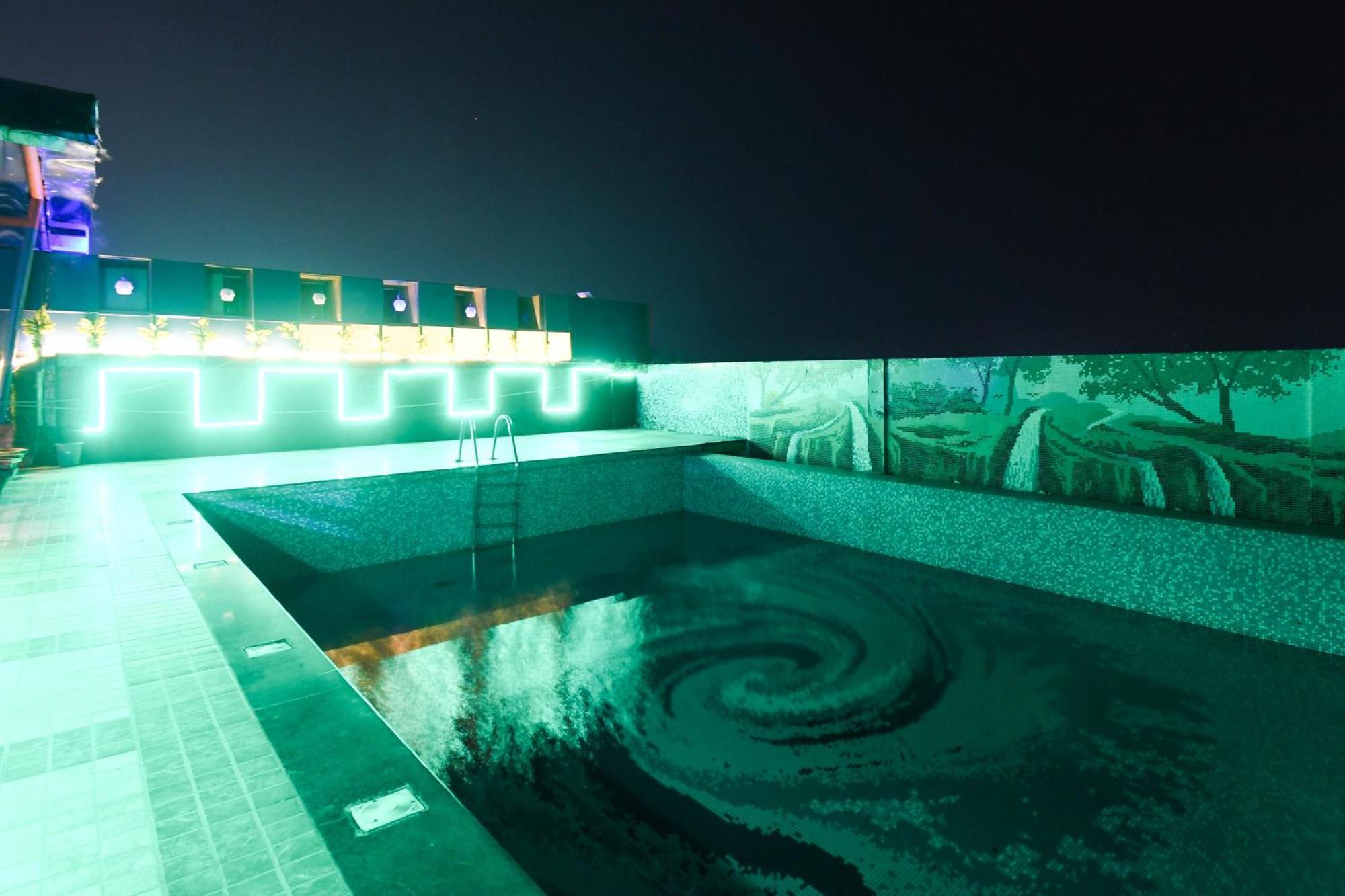 Hotel O Blue Royal Bhubaneswar Buitenkant foto