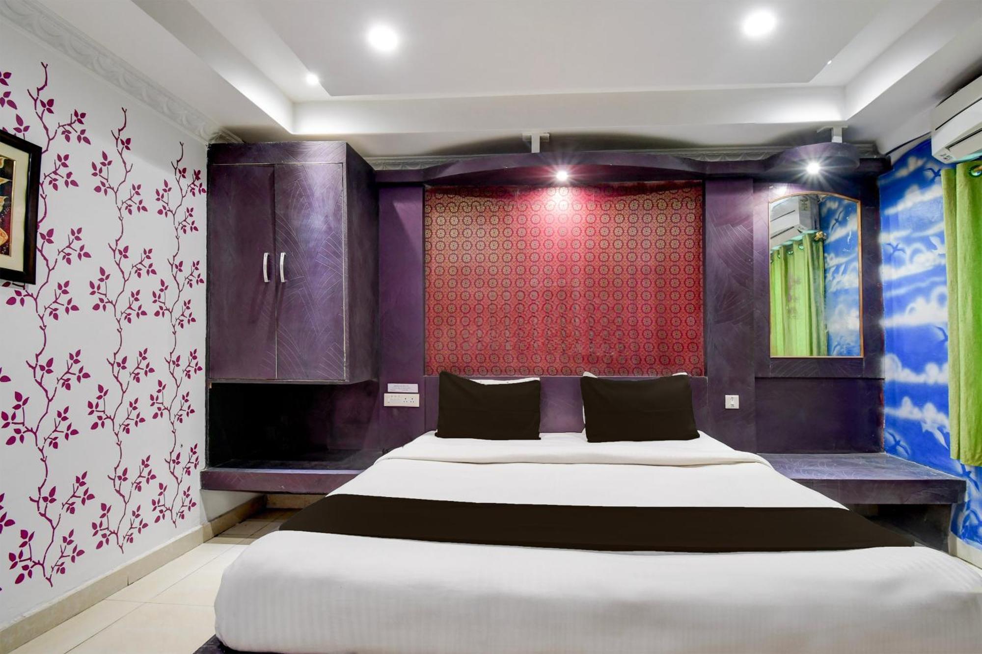 Hotel O Blue Royal Bhubaneswar Buitenkant foto